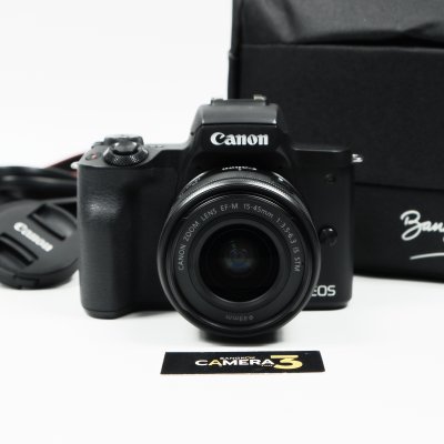 Canon EOS M50