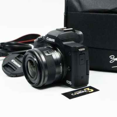 Canon EOS M50