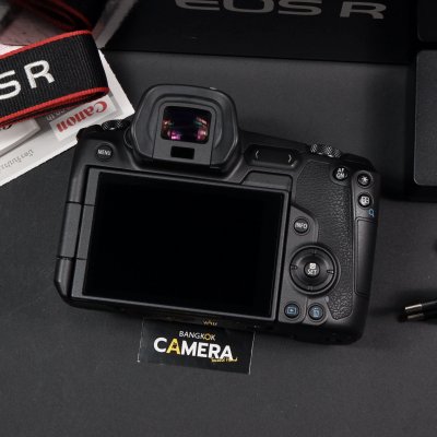 Canon EOS R