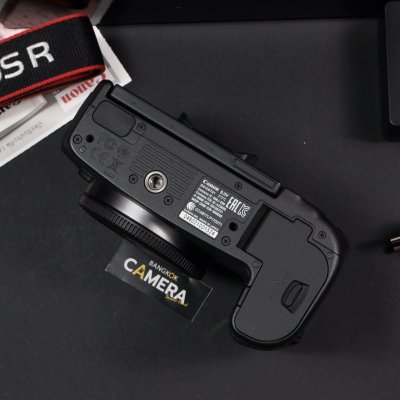 Canon EOS R