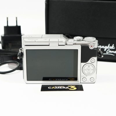 Lumix GF9