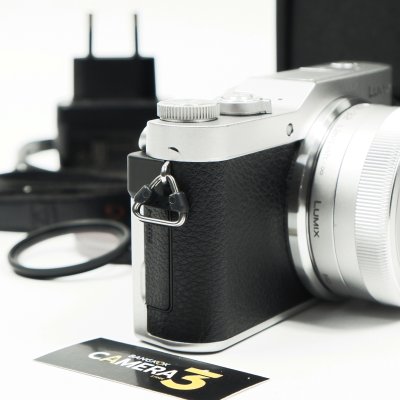 Lumix GF9