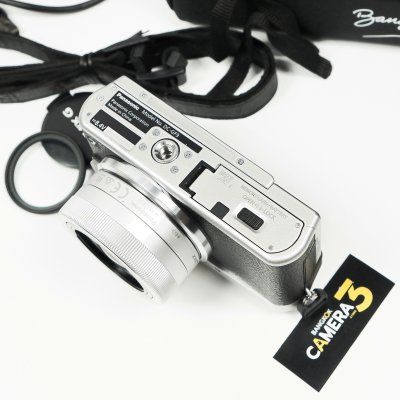 Lumix GF9