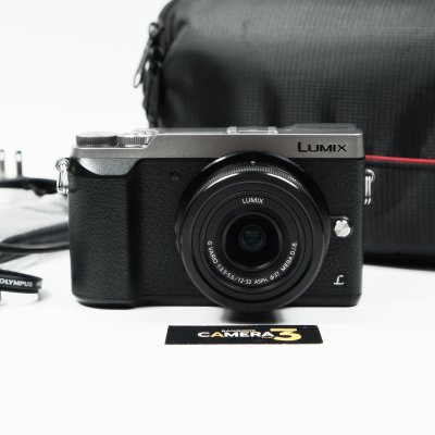Lumix GX85