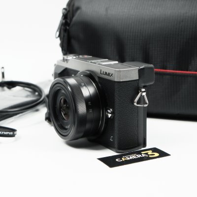 Lumix GX85