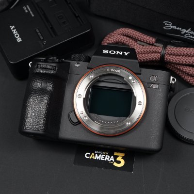 Sony A7III Body