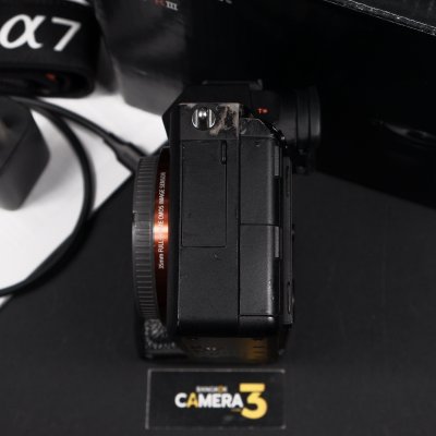 Sony A7RIII Body