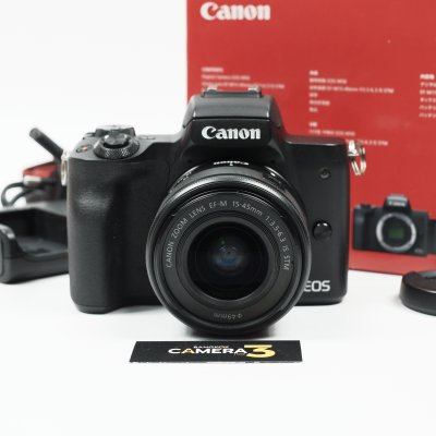 Canon EOS M50