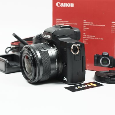 Canon EOS M50