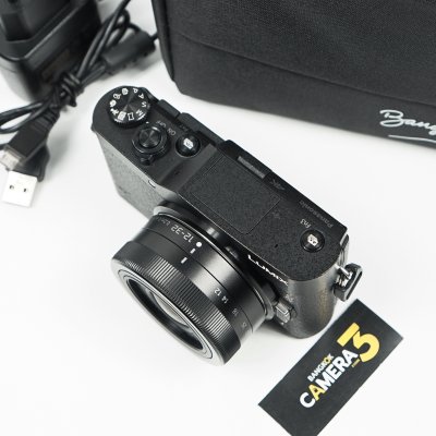 Lumix GF9