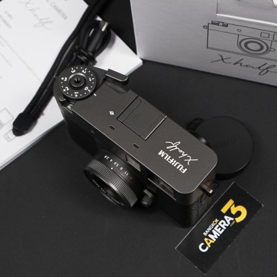 Fujifilm X half