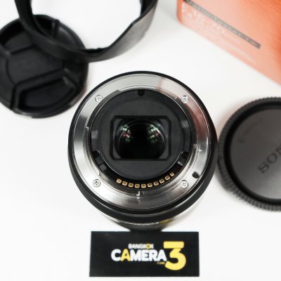 E16-70mm F4 ZA
