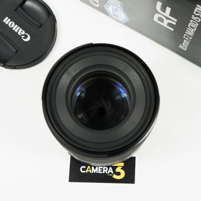 RF85mm F2 MACRO IS STM