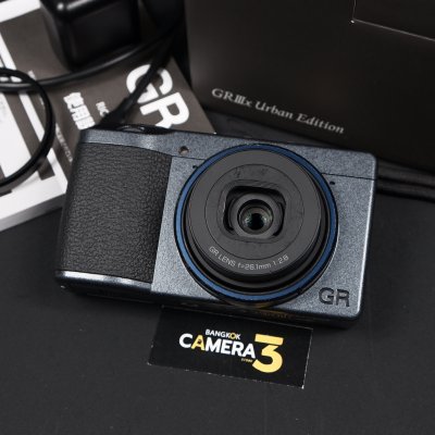 RICOH GRIIIx (Urban Edition)