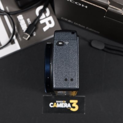 RICOH GRIIIx (Urban Edition)