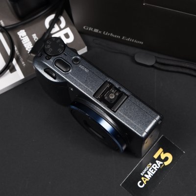 RICOH GRIIIx (Urban Edition)