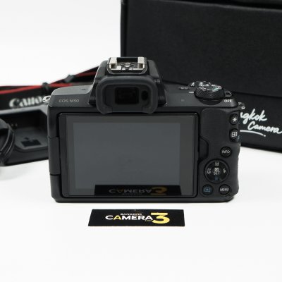 Canon EOS M50
