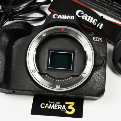 Canon EOS R50