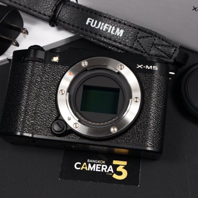 Fujifilm XM5 Body