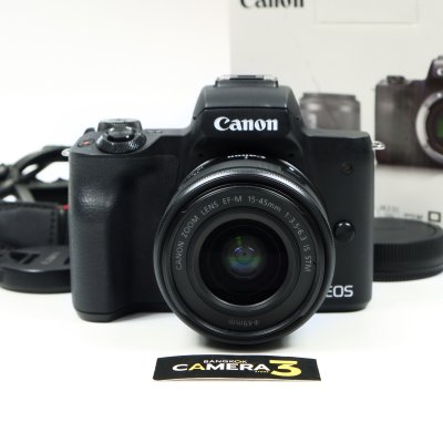 Canon EOS M50