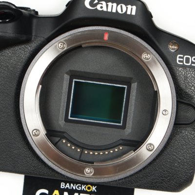 Canon EOS R50