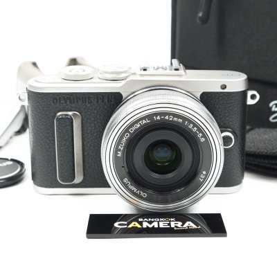 OLYMPUS EPL8
