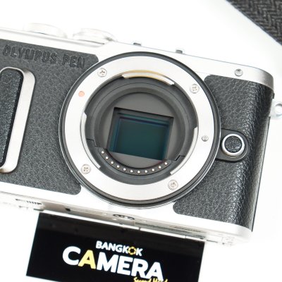 OLYMPUS EPL8