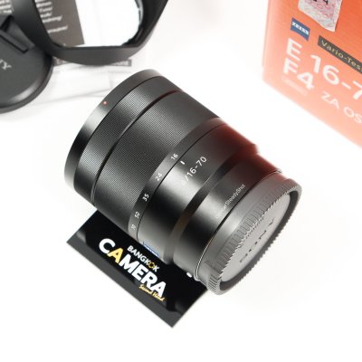E16-70mm F4 ZA OSS