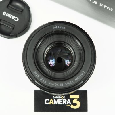 RF50mm F1.8 STM