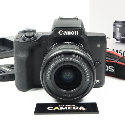Canon EOS M50