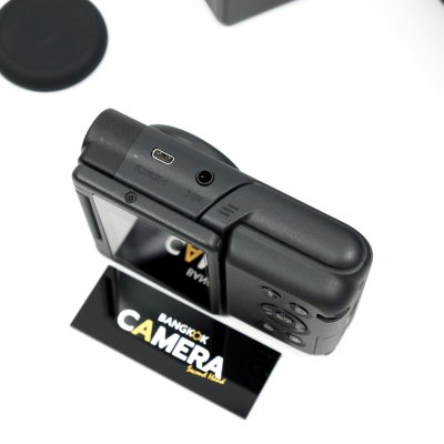 Canon PowerShot V10