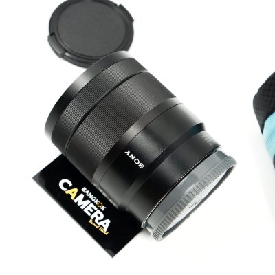 E16-70mm F4 ZA OSS