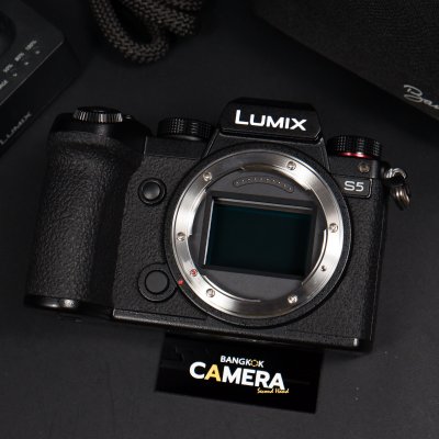 Lumix S5 Body