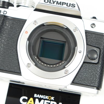 Olympus EM10 II