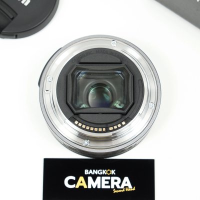 RF28mm F2.8 STM