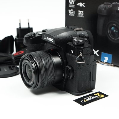 Lumix G90