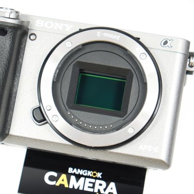 Sony A6000