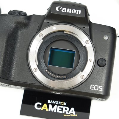 Canon EOS M50