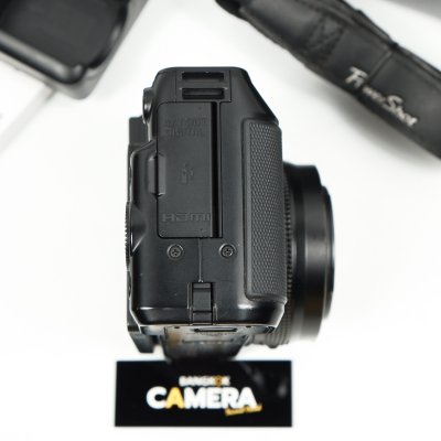 CANON G1X