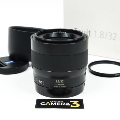ZEISS Touit 32mm F1.8