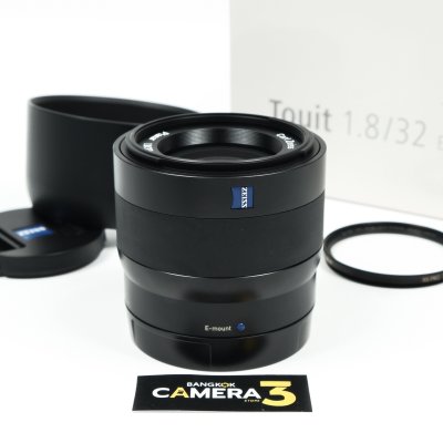 ZEISS Touit 32mm F1.8
