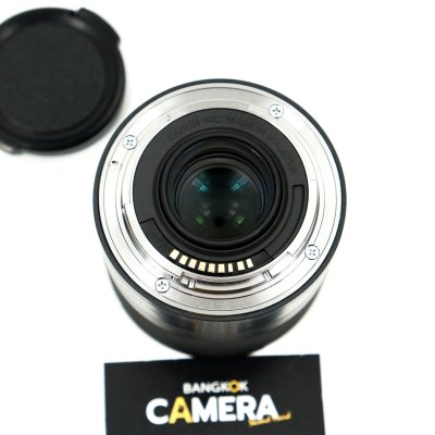 EFM 32mm F1.4 STM