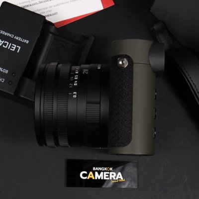 Leica Q2 Monochrom Reporter