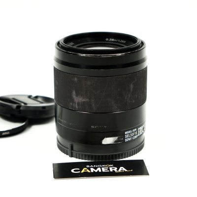 E50mm F1.8 OSS