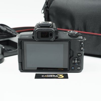 Canon EOS M50
