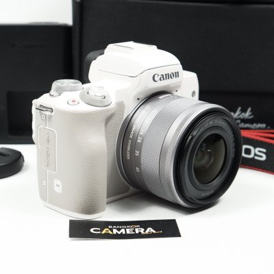 Canon EOS M50