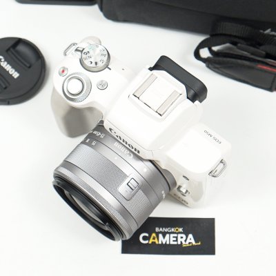 Canon EOS M50