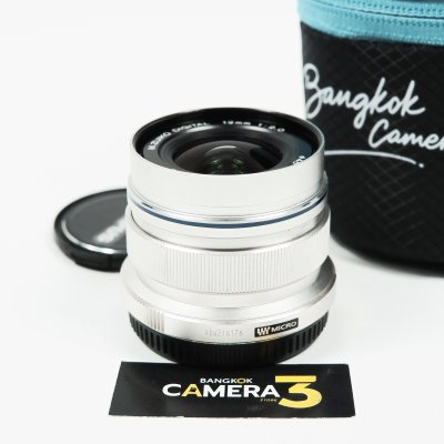 Zuiko 12mm F2