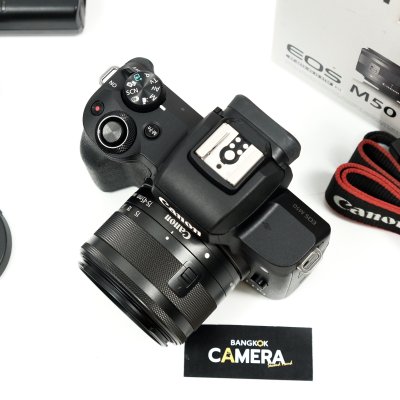 Canon EOS M50