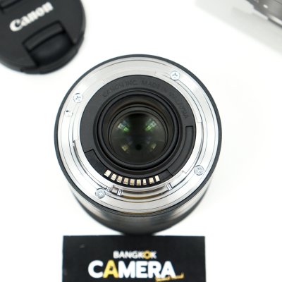 EFM 32mm F1.4 STM